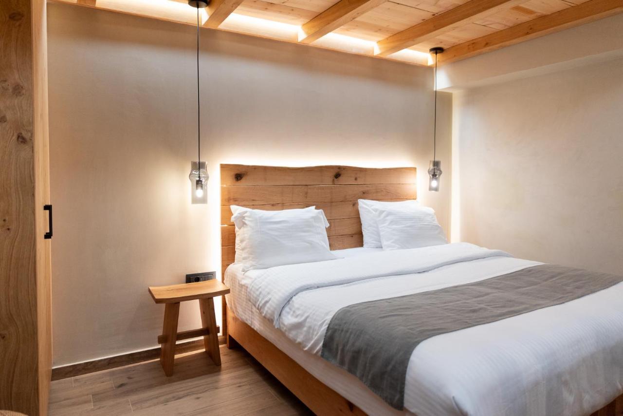 Theros By Agora Luxury Apartments In The Heart Of Heraklion ภายนอก รูปภาพ