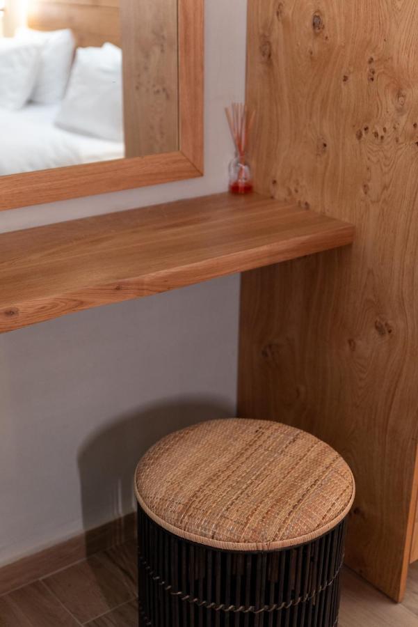 Theros By Agora Luxury Apartments In The Heart Of Heraklion ภายนอก รูปภาพ